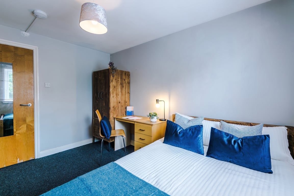 Flat 2, Rylands House