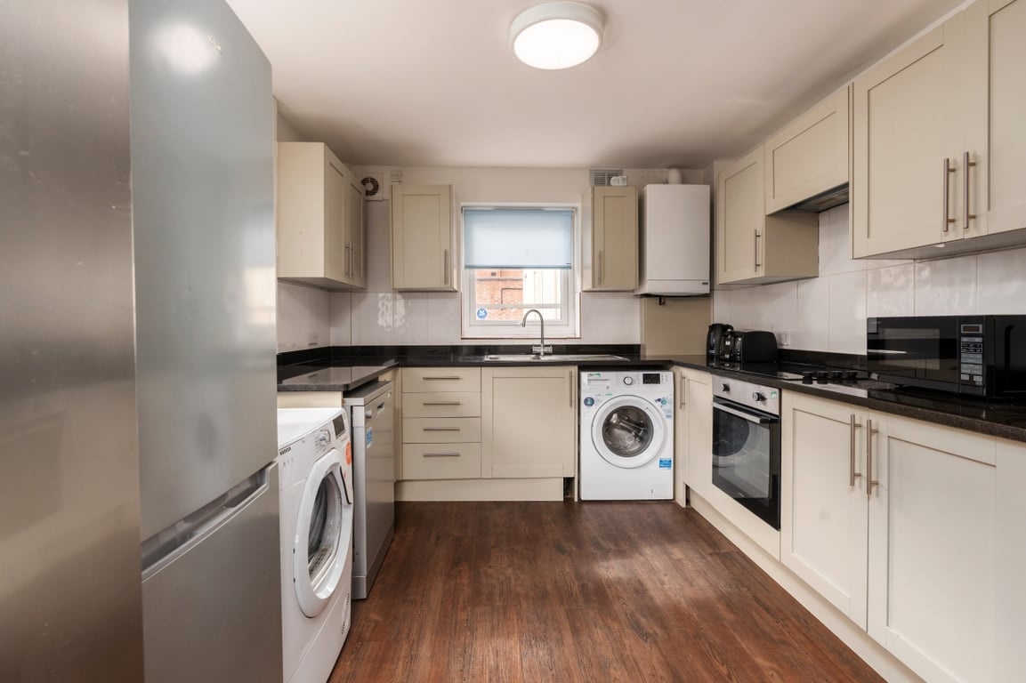 Flat 1, 28 Church Street
