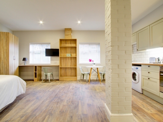 Flat Q, Park View
