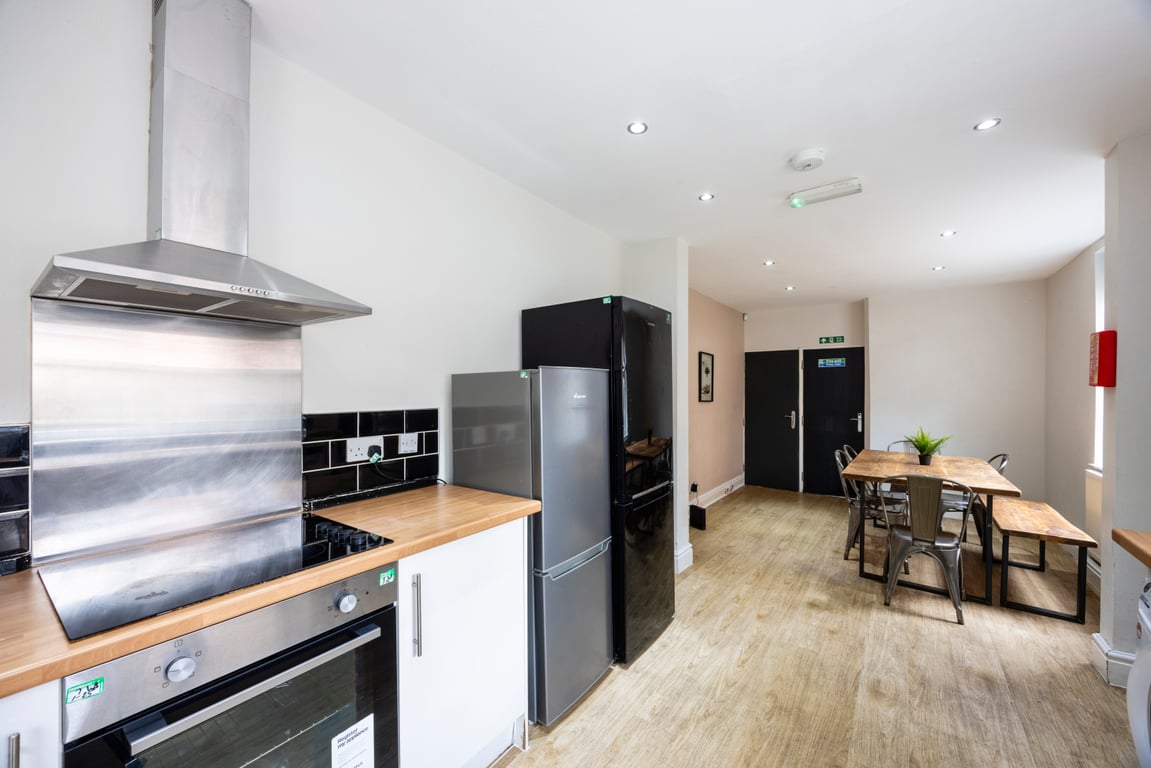 42 Derby Grove