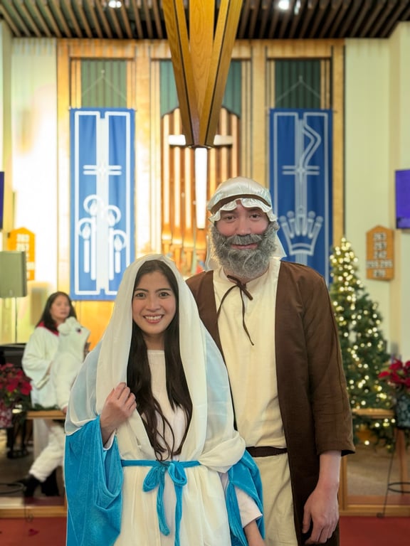 Gallery image: Christmas Choir - Tita Kayla