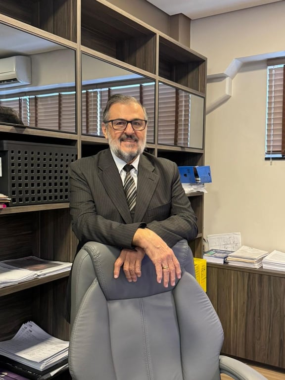 Advogado Imobiliário Dr. Ivo Roberto Perez