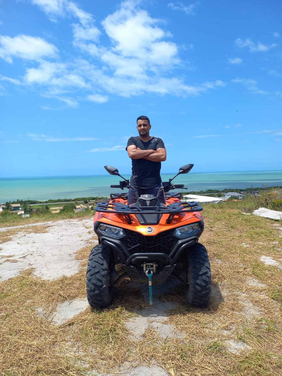 Parada em uma bela praia para fotos