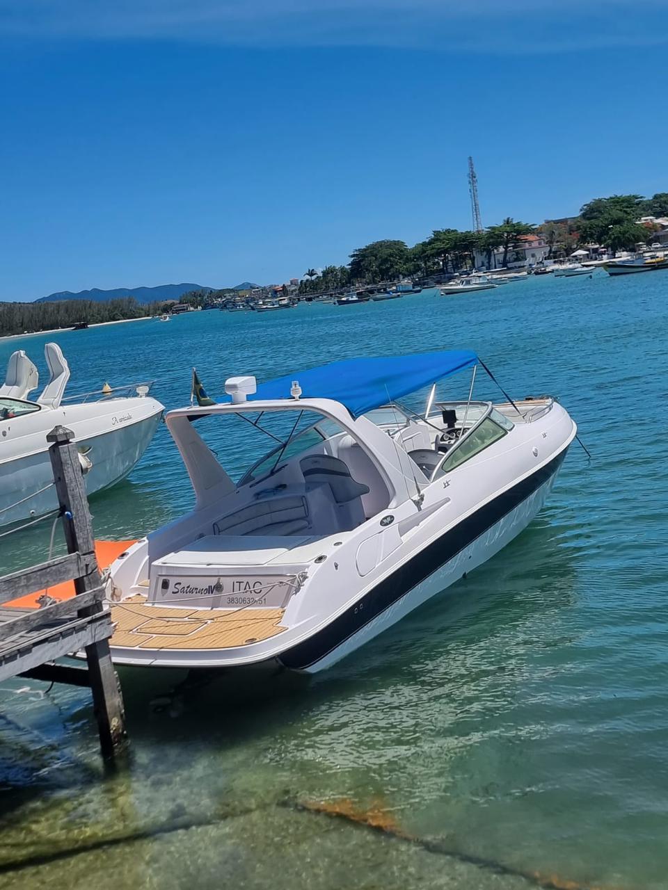 Passeio de Lancha em Arraial do Cabo e Cabo Frio