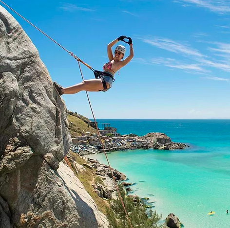 RAPEL em Arraial do Cabo