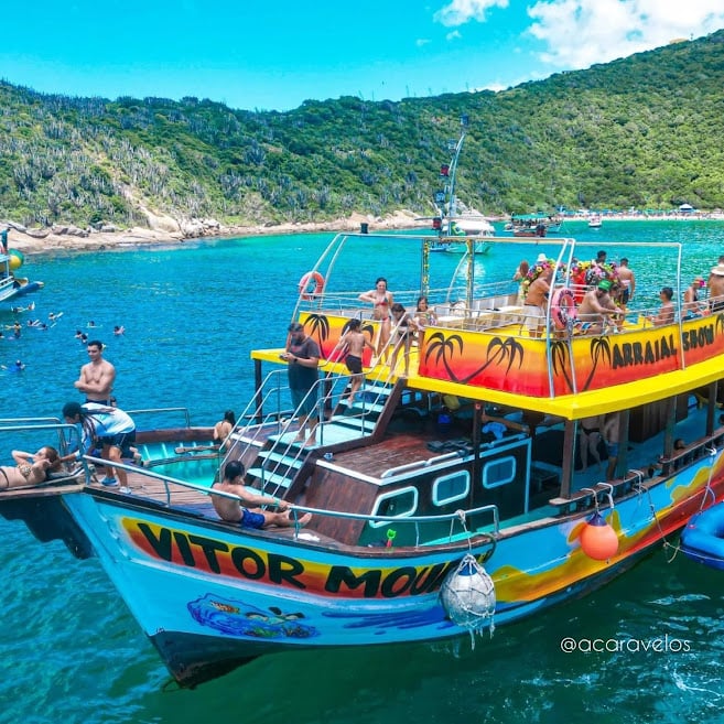 Passeio de Barco Toboágua / Escorrego