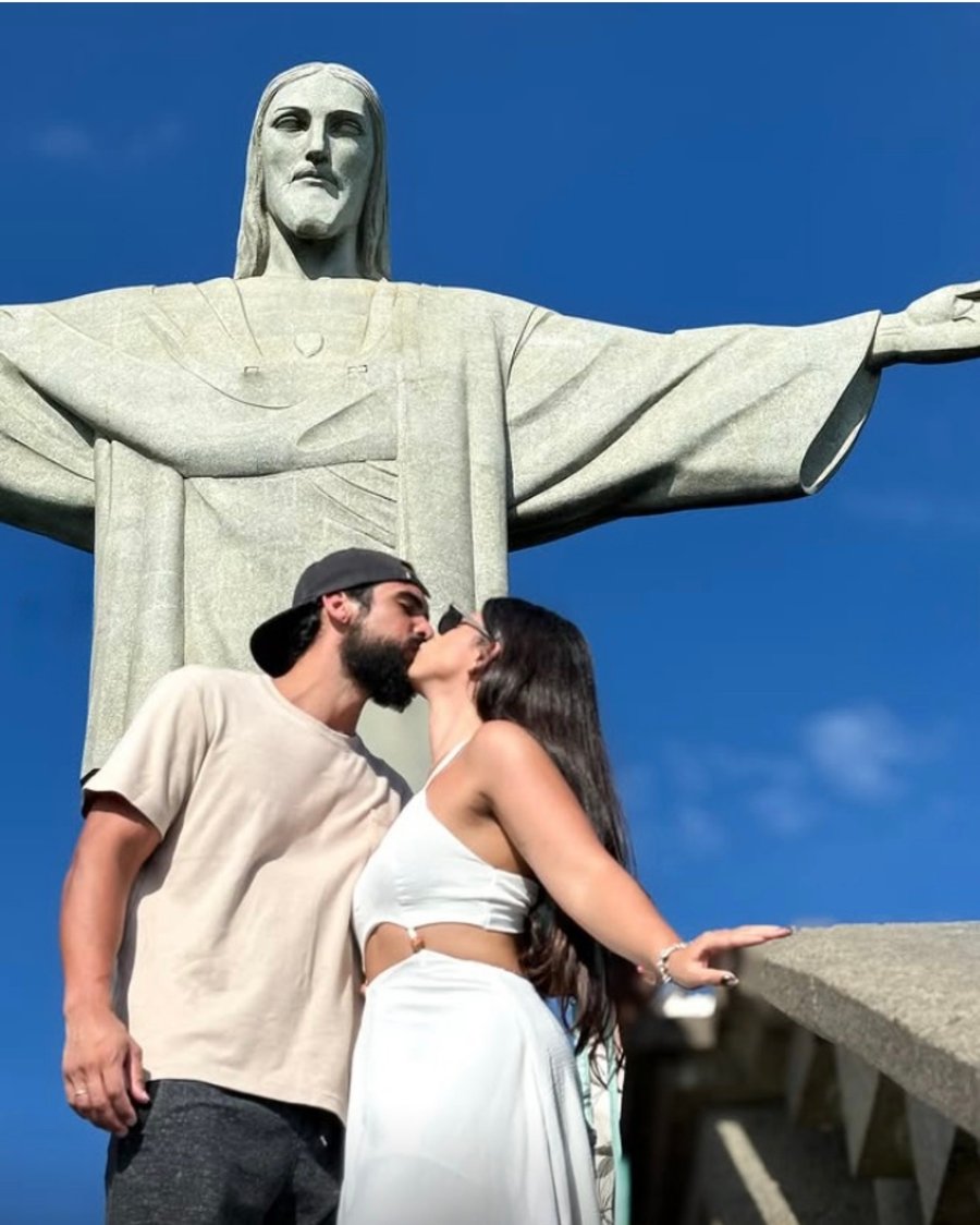     Entre natureza, cidade e cultura, o Mirante do Pedrão entrega uma das vistas mais bonitas do Rio de Janeiro.