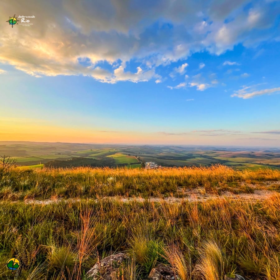 por do sol em carranas