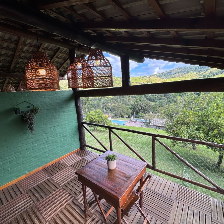 Chalés com vista para montanhas