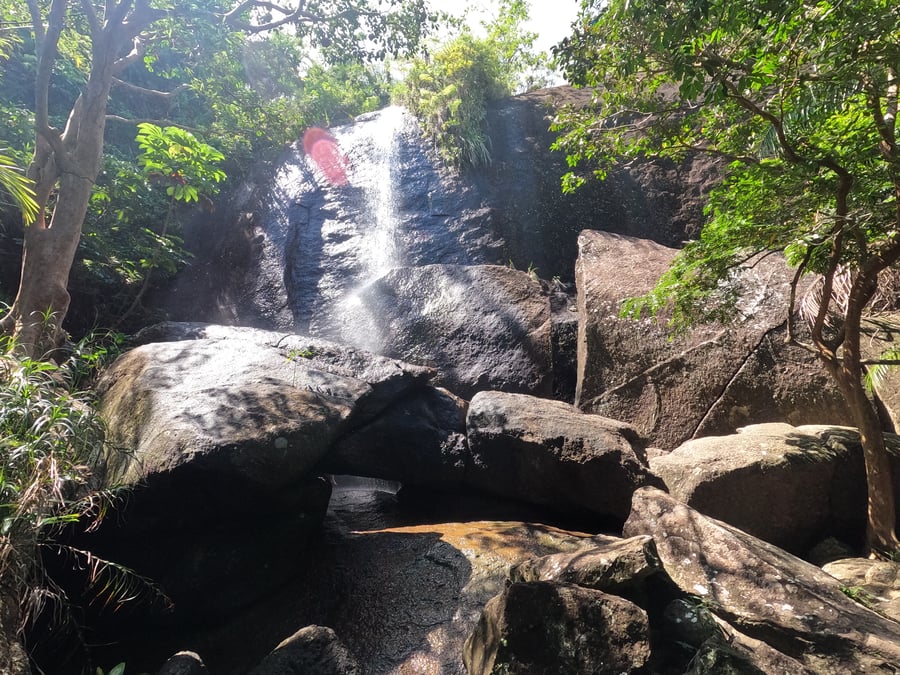 Cachoeira Praia do Engenho Mamanguá