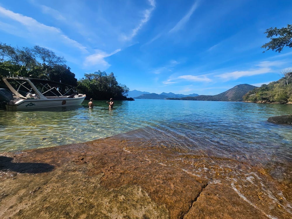 Passeio de Lancha Privativo em Angra dos Reis