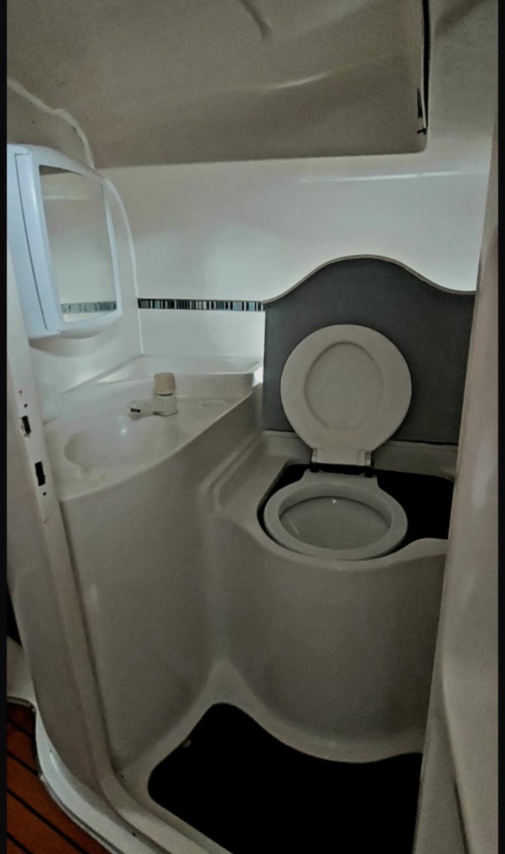 Passeio de Lancha em Arraial do Cabo e Cabo Frio