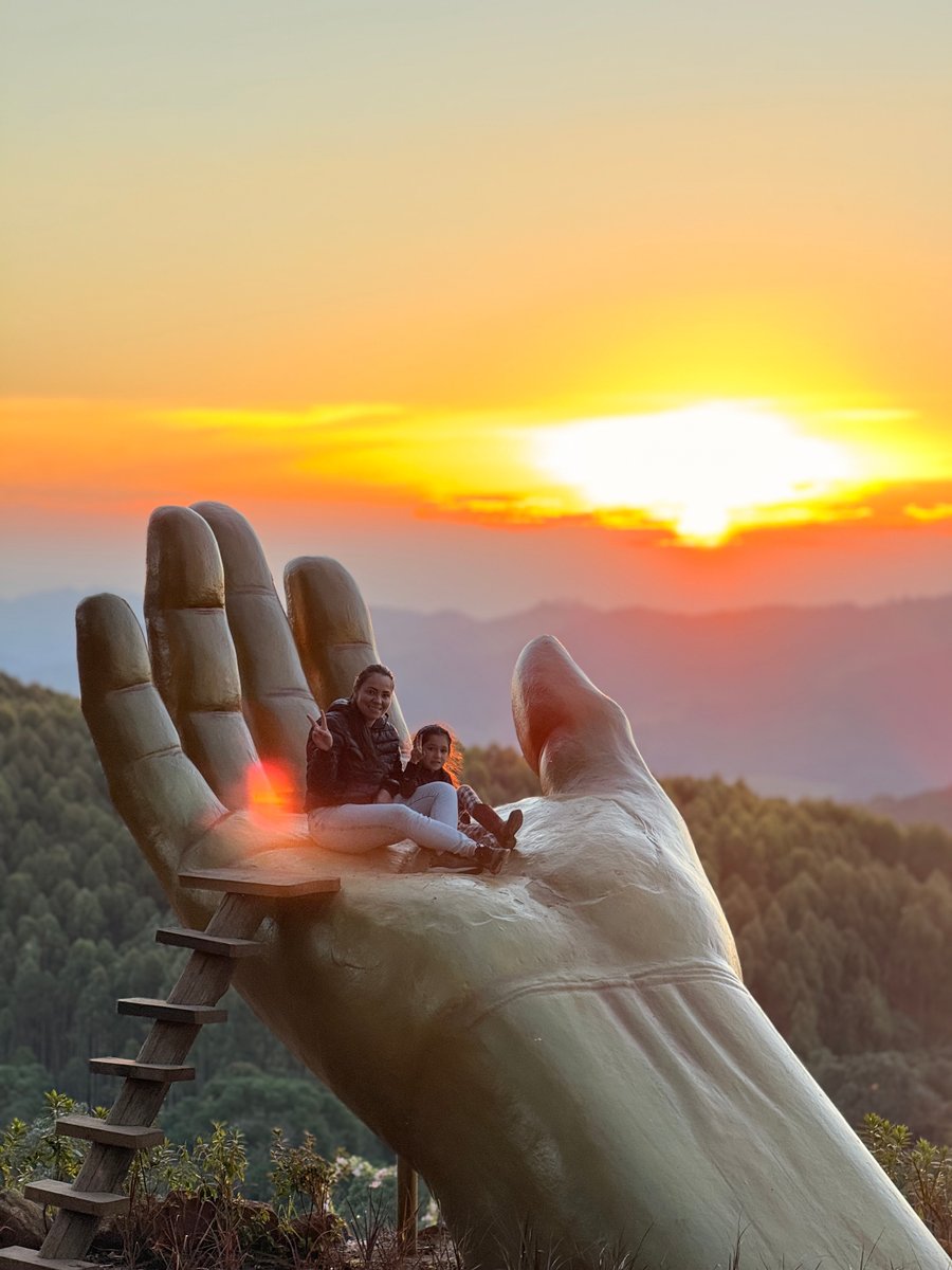 Mirante com Mao de Deus