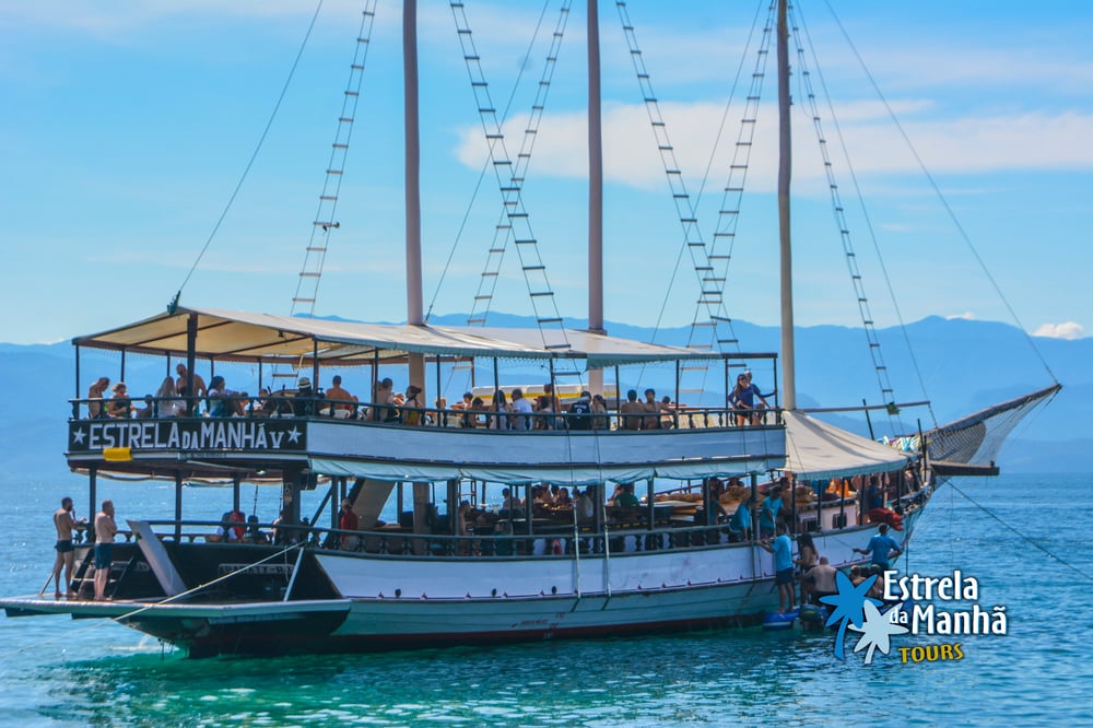 Passeio de barco em Paraty | Escuna Estrela da Manhã 