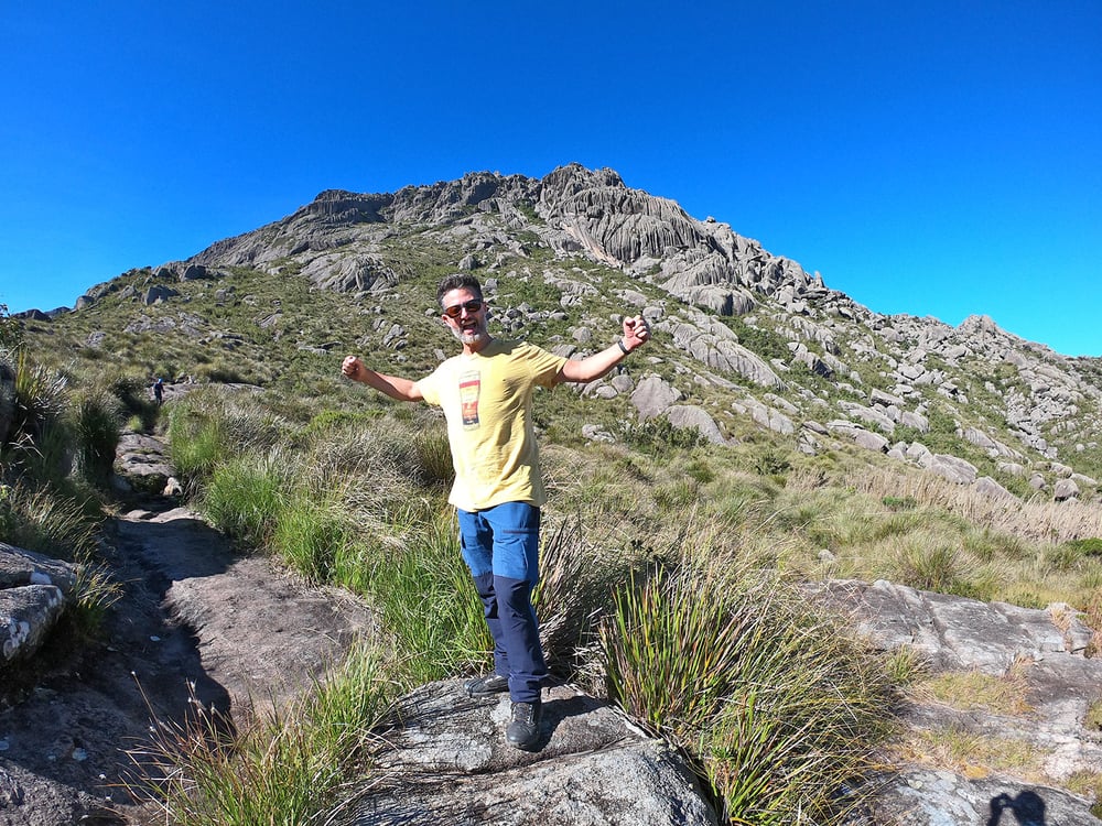 PICO DAS AGULHAS NEGRAS