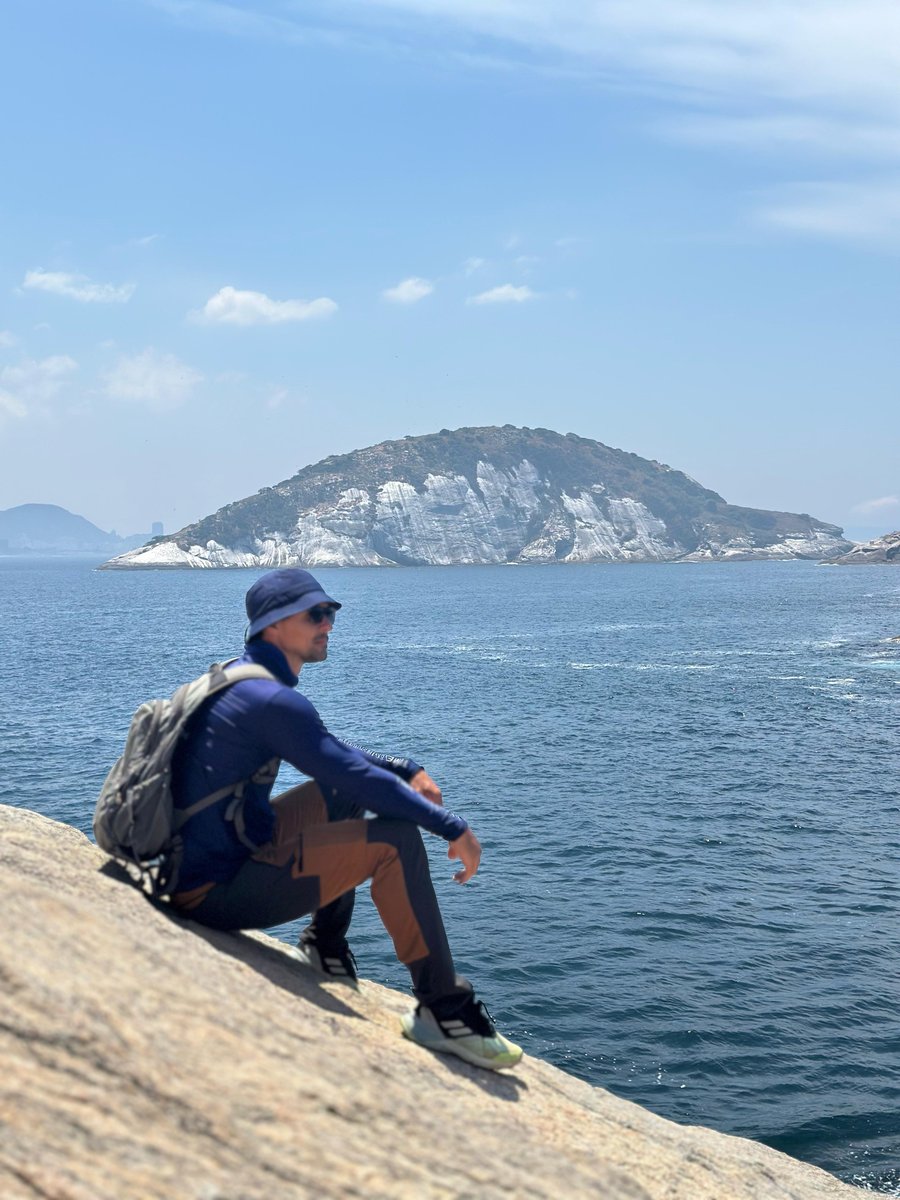 Amanhecer nas Ilhas Cagarras