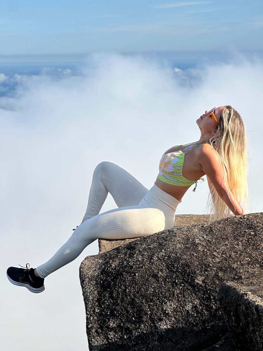 Pedra Bonita com Vista para São Conrado e Pedra da Gávea Ensaio Fotográfico na Pedra Bonita com Vista Panorâmica RJ