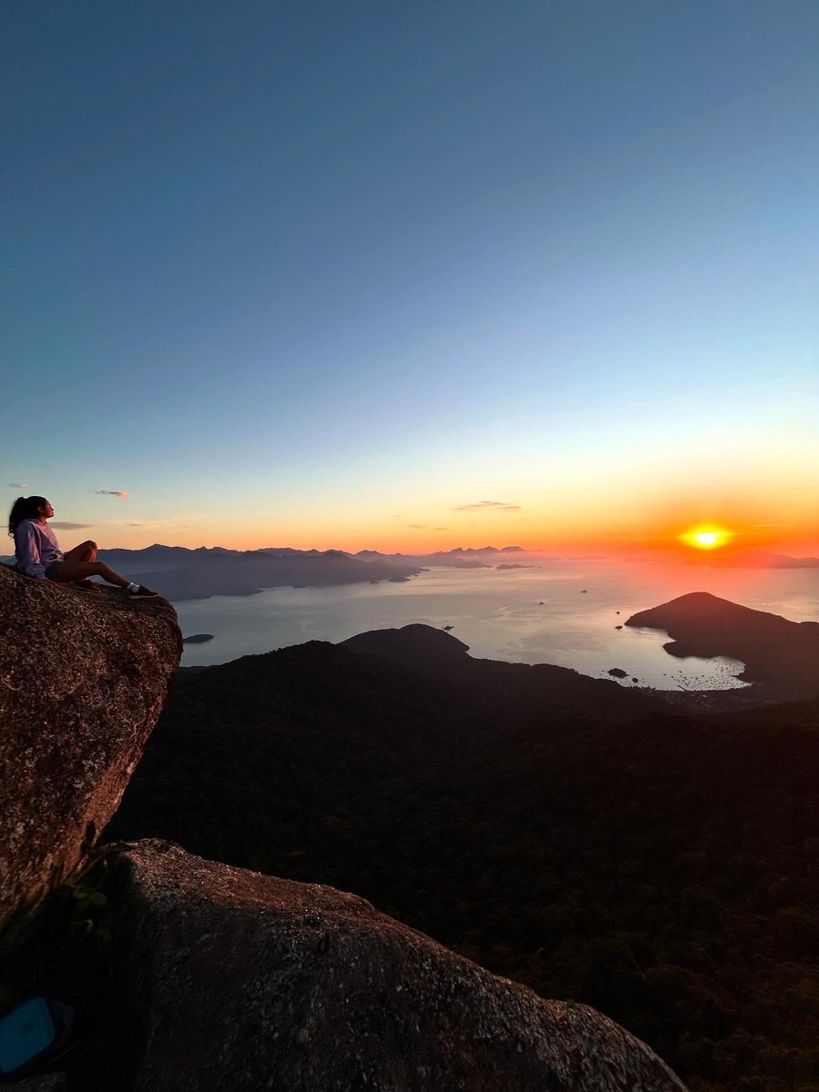 Trilha do Pico do Papagaio