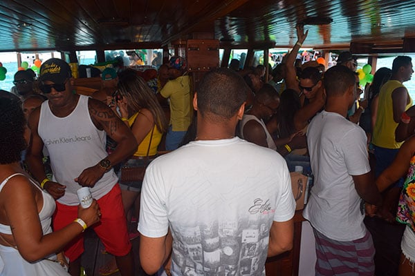 Catamarã - Carnaval Náutico na Barra