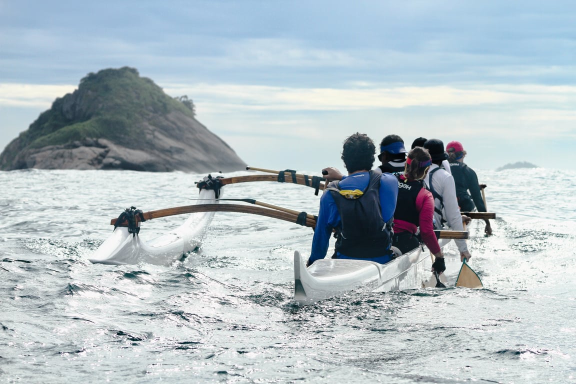 Lagoa de Marapendi: Aula de Canoa Havaiana para iniciantes