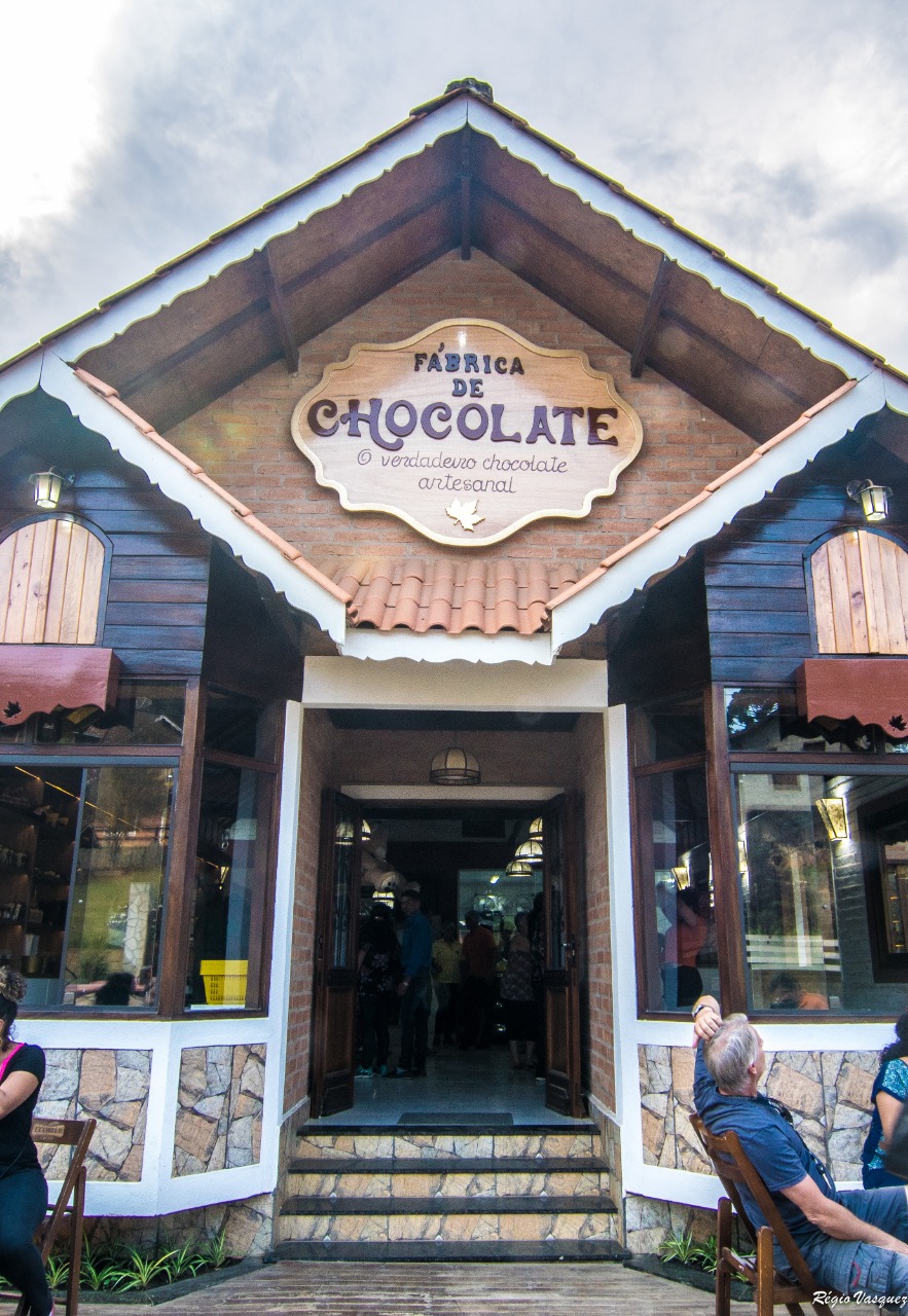 PEDRA REDONDA + TOUR PERSONALIZADO EXCLUSIVO (02 PESSOAS)