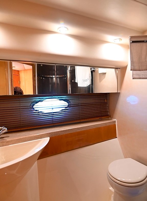 Baia Norte │Fairline 550 Fly  │15 Pessoas │