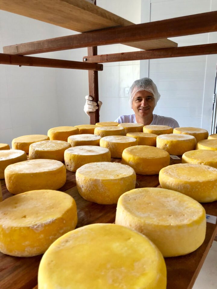 Turismo Rural - Visita guiada a queijaria Inconfidentes em Cachoeira do Campo