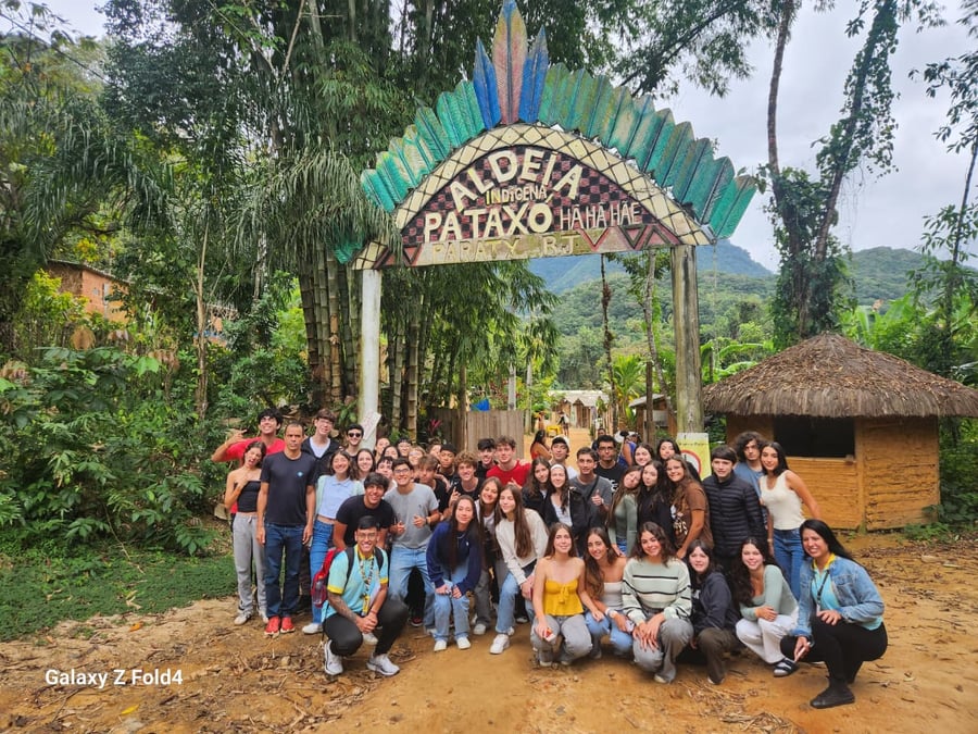 Ilha do Cedro + Praia - Cachoeira do Iriri  passando pela reserva indígena