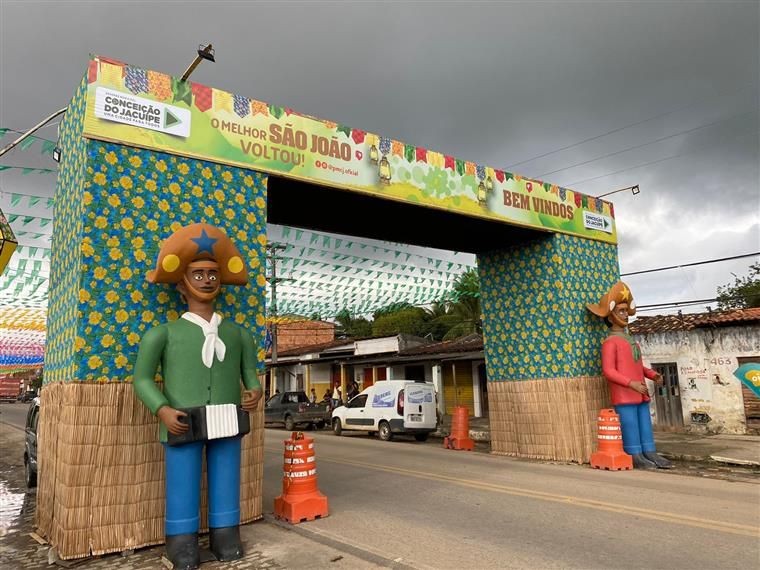 São João na praça de Berimbau