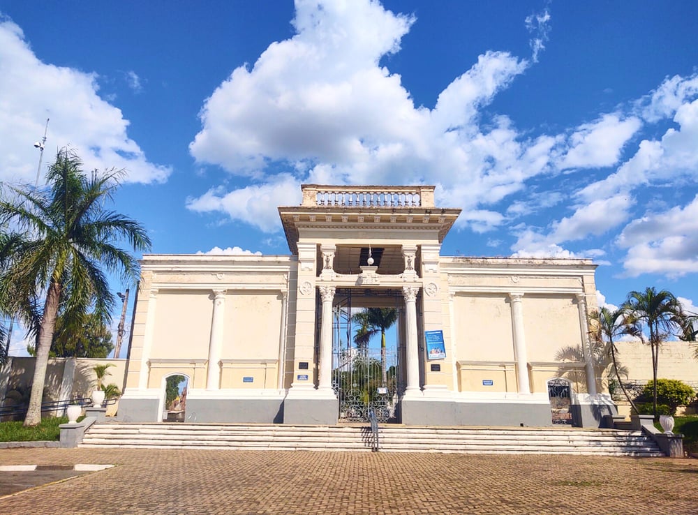 Passeio Guiado no cemitério da Saudade