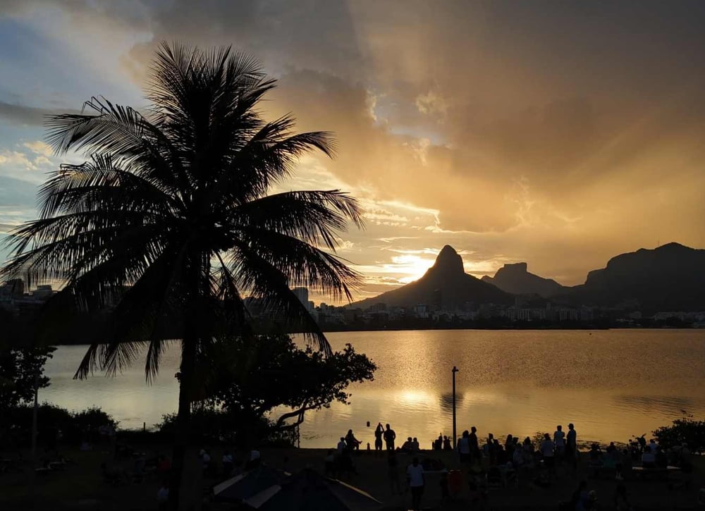 Canoa Havaiana no Rio de Janeiro - Lagoa - Kmon Adventure