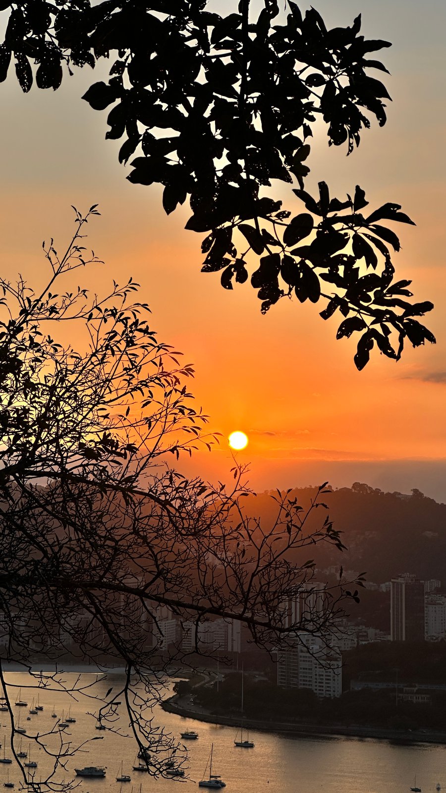 Por do sol no Morro Da Urca