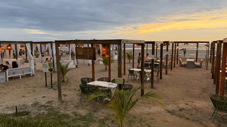 Pôr-do-sol na Ponta d'Areia