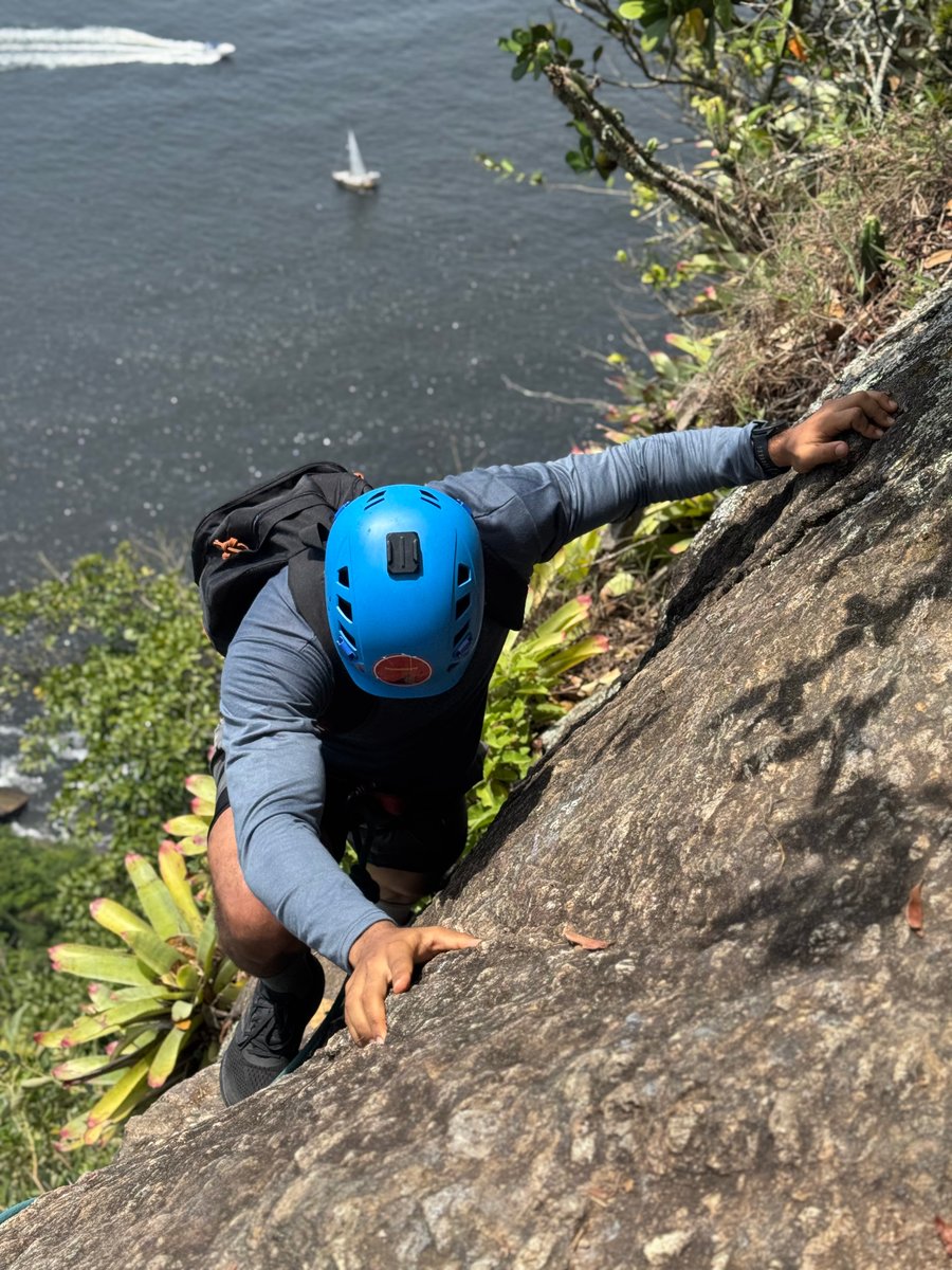 SUBIDA DO PÃO DE AÇUCAR PELO COSTÃO 