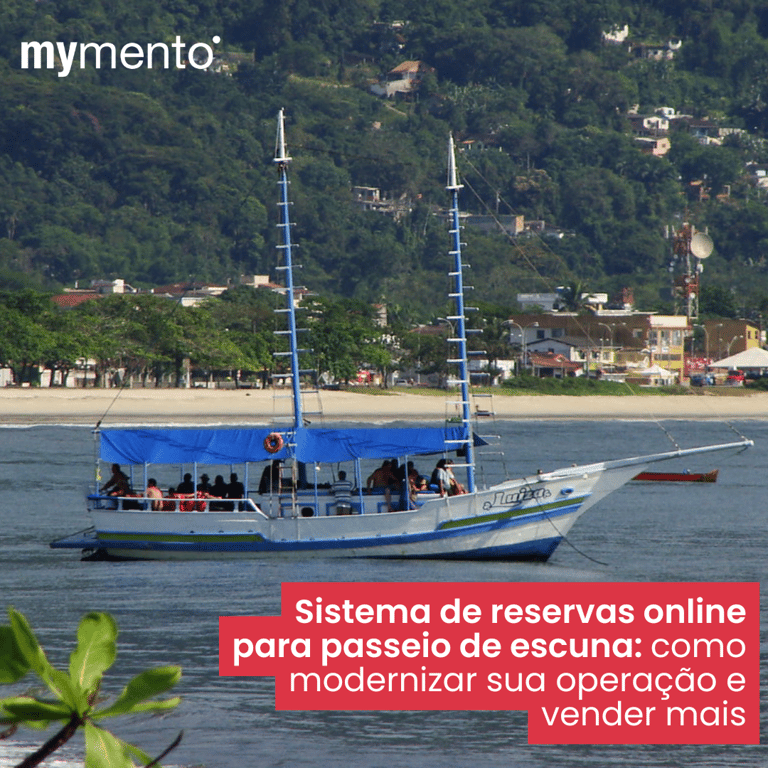 Sistema de reservas online para passeios de escuna, facilitando agendamentos, pagamentos e gestão de embarques com tecnologia da plataforma mymento. Imagem exibido uma escuna indo em direção ao alto mar.