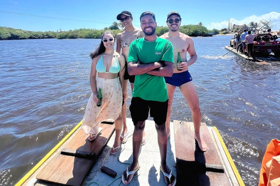 Balsa em Barra do Rio
