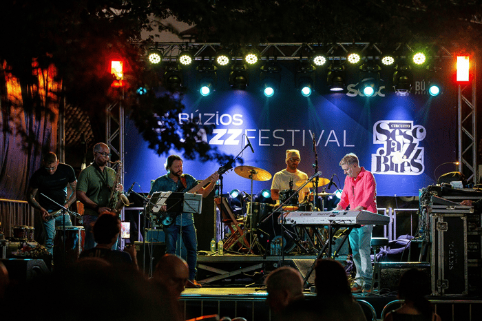 Eventos Anuais em Búzios: Festivais e Tradições Locais