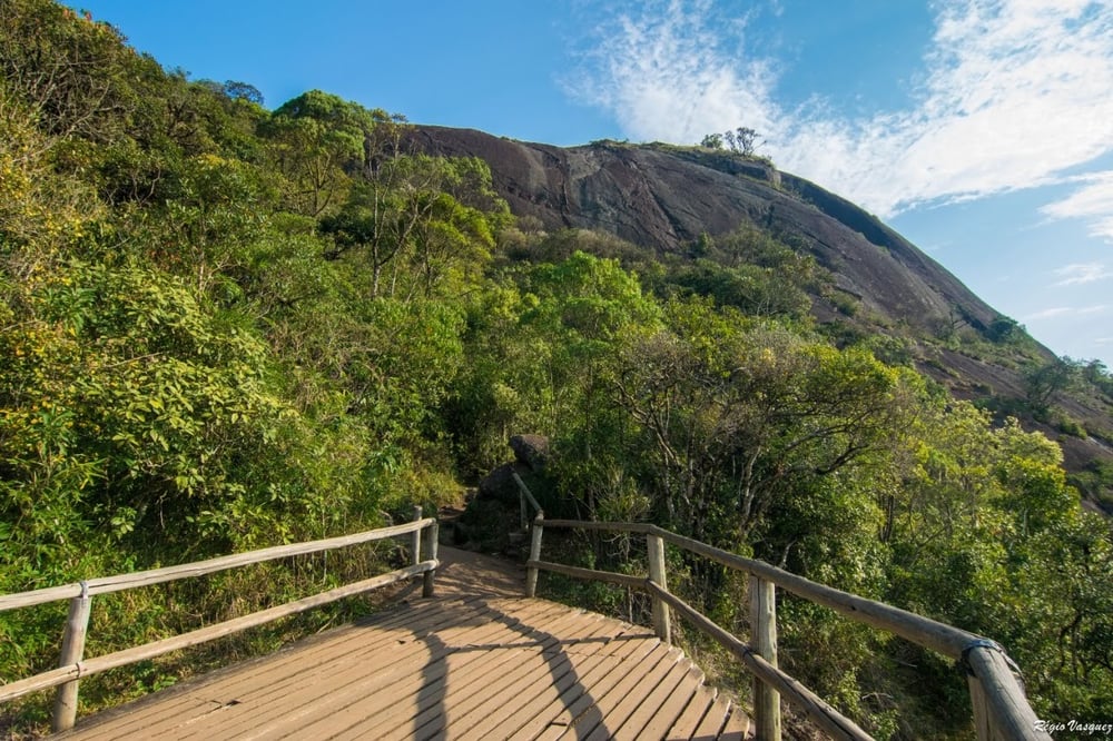 PEDRA REDONDA + TOUR PERSONALIZADO EXCLUSIVO (02 PESSOAS)