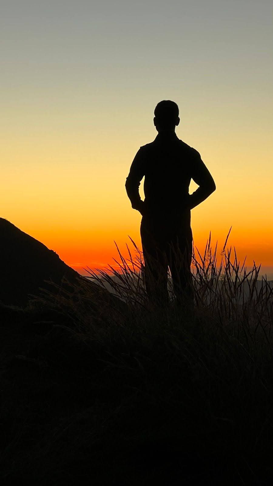 Pôr do Sol nos Dois Bicos