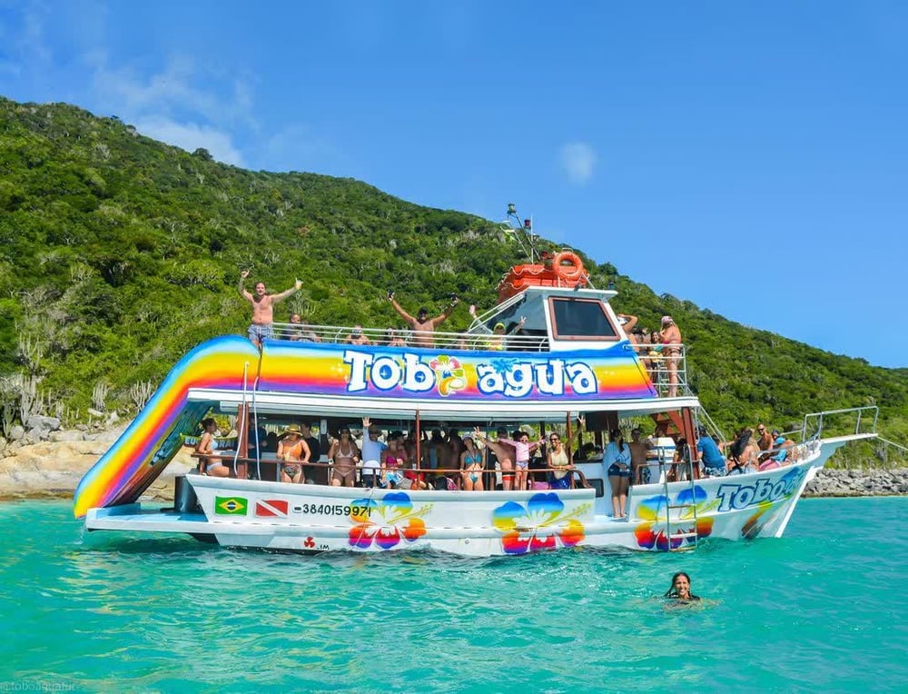 EMBARCAÇÃO TOBOÁGUA 2 ANDARES