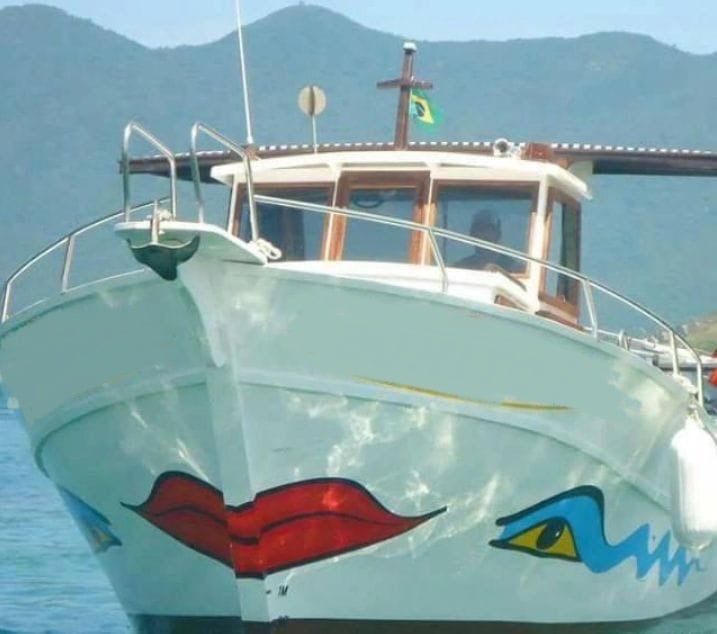 Passeio de Barco Exclusivo em Arraial do Cabo