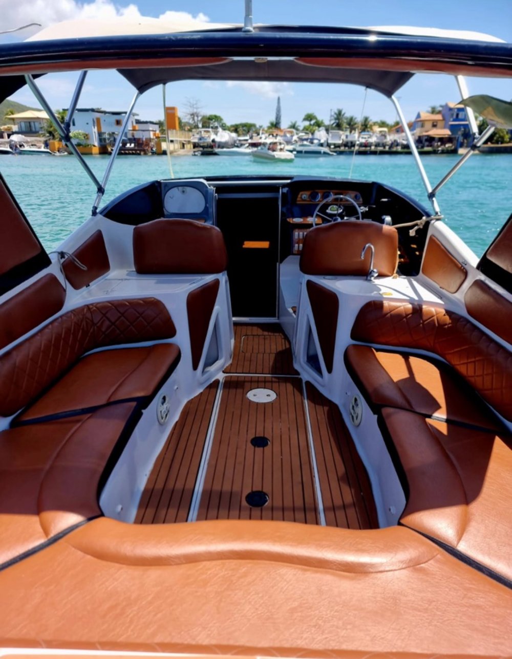 Passeio de Lancha em Arraial do Cabo e Cabo Frio