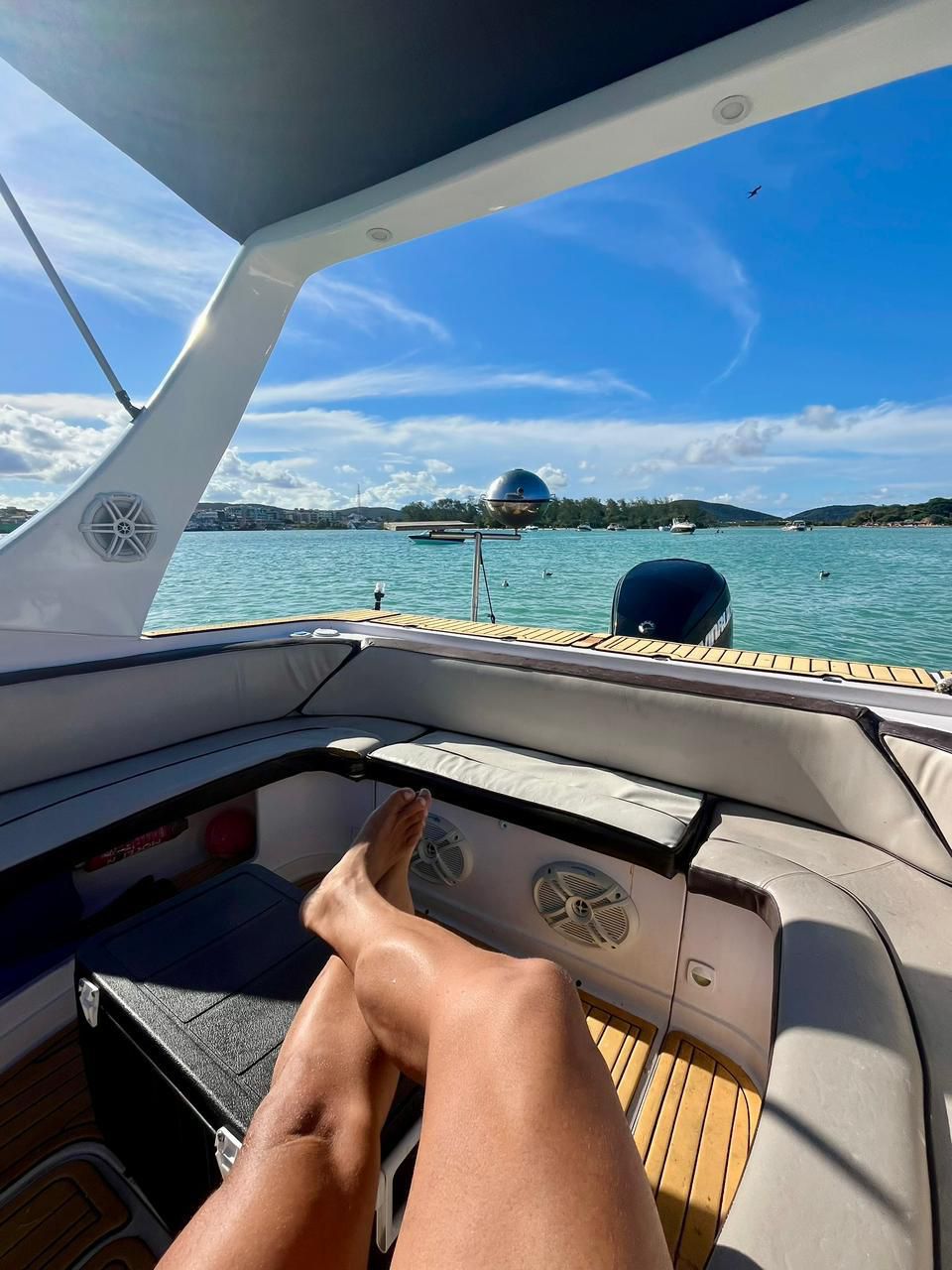 Passeio de lancha privativo em Cabo Frio