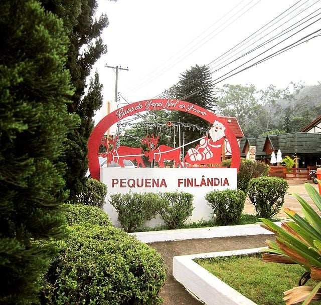 fachada casa papai noel