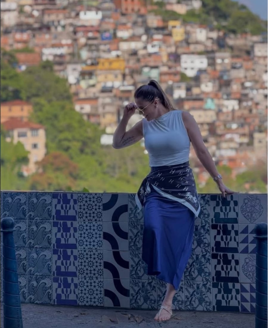     Tour no Rio de Janeiro com Rocinha, Mirante dos Prazeres e Arcos da Lapa para viver o lado mais autêntico da cidade.