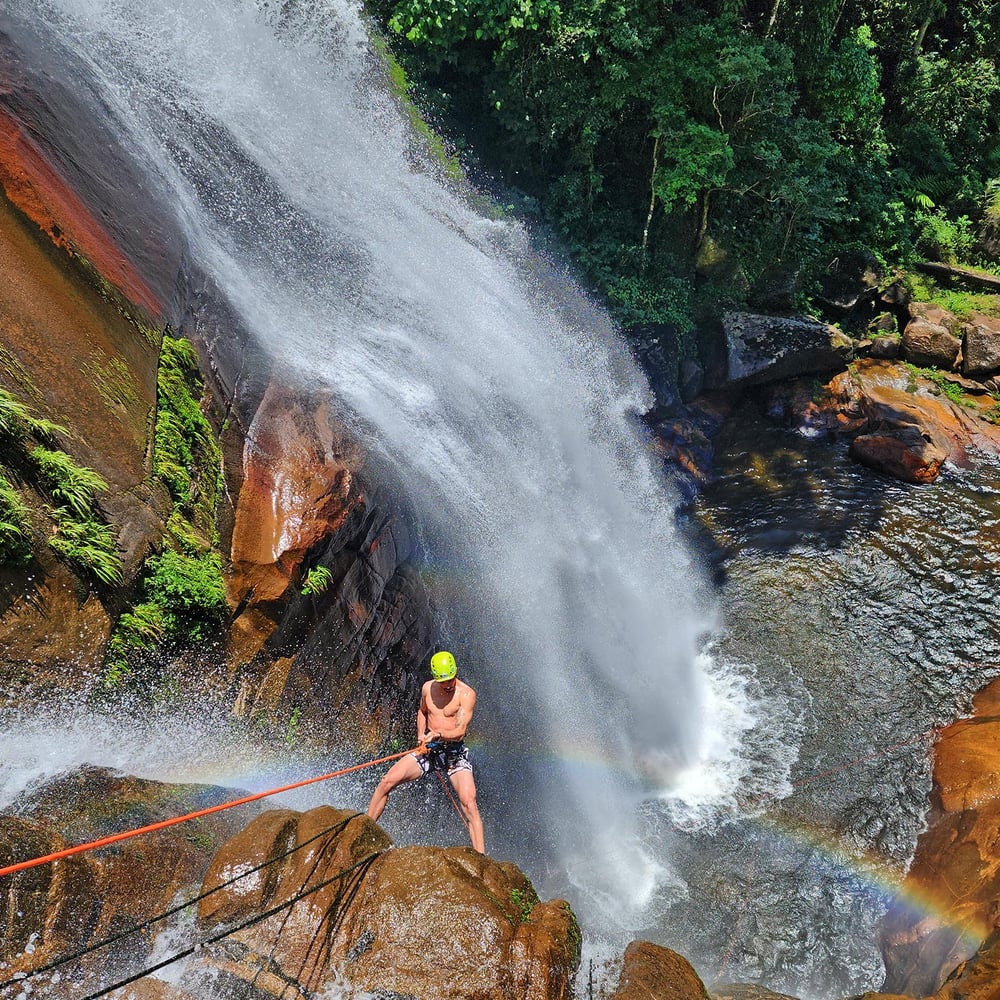 RAPEL CACHOEIRA VÉU DE NOIVAS
