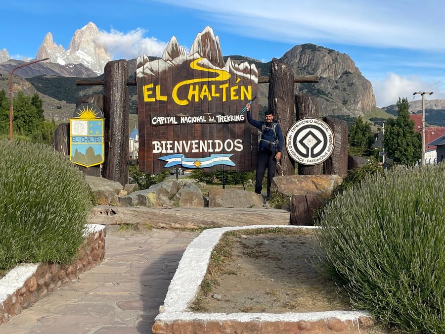 Painel na entrada de El Chaltén