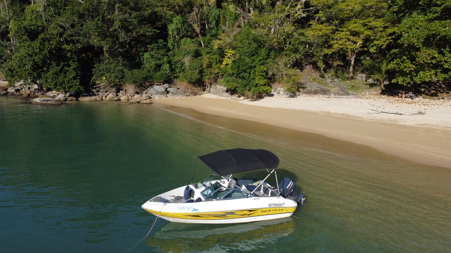 Passeio de Lancha em Paraty