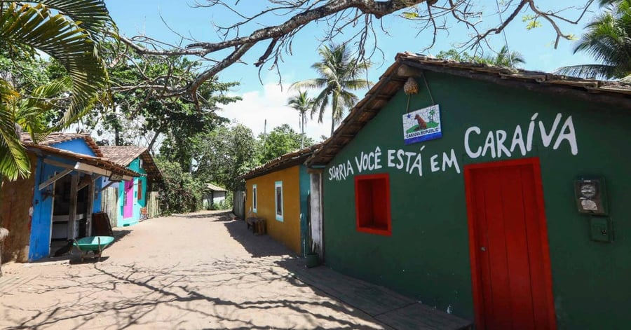 Descubra o estilo de vida em Caraíva, o paraíso na Bahia