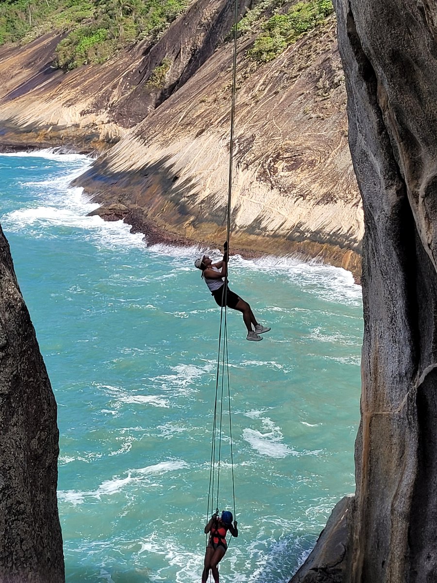 Rapel na enseada do Bananal